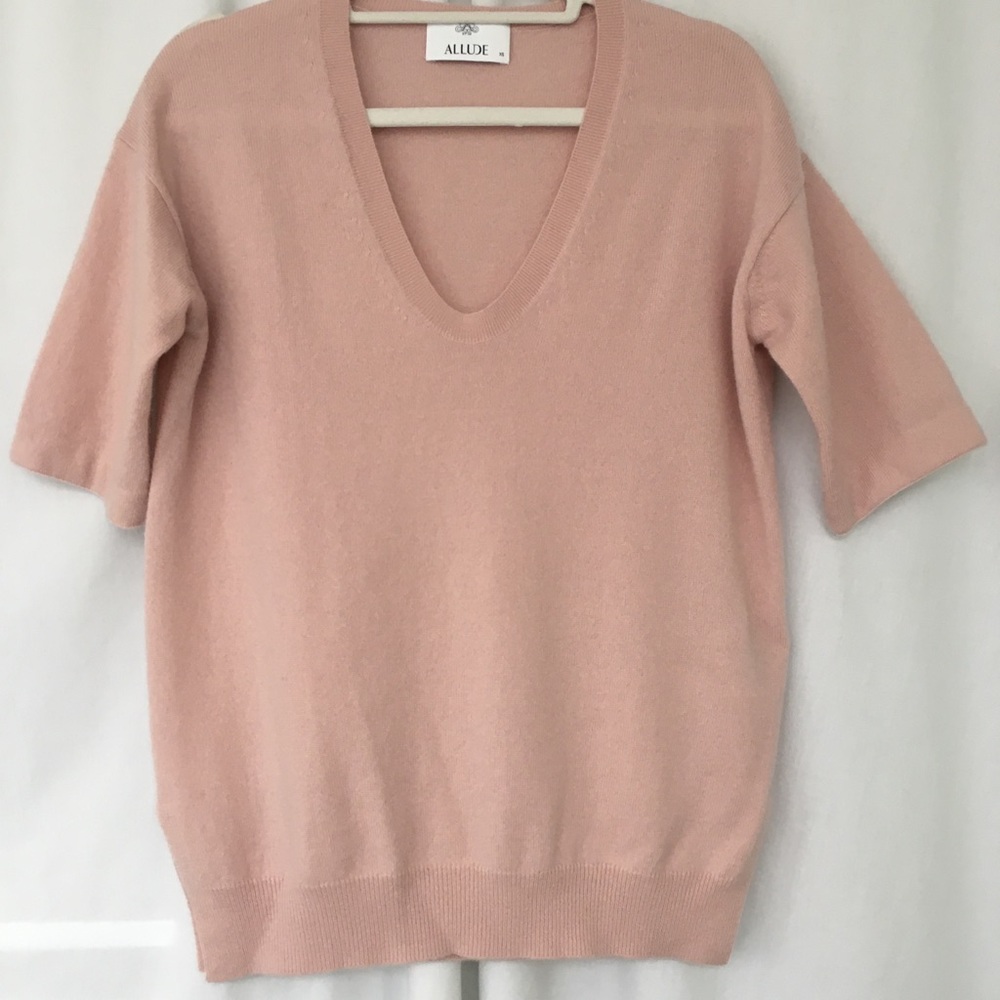 Allude Women's 100% Cashmere V-Neck Sweater